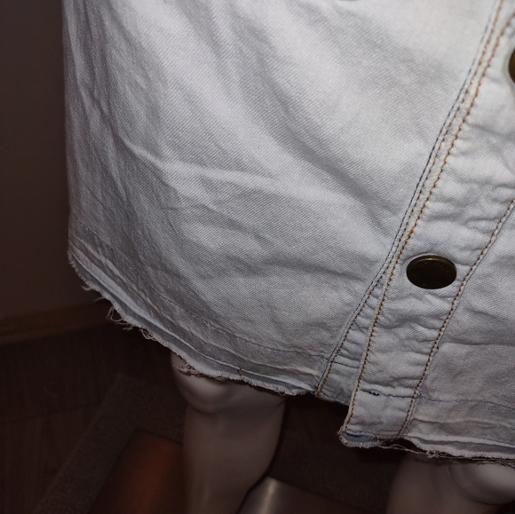 ETIENNE Marcel light colored jean skirt - Picture 3 of 8